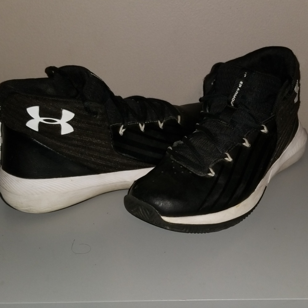 Under armour gym shoes